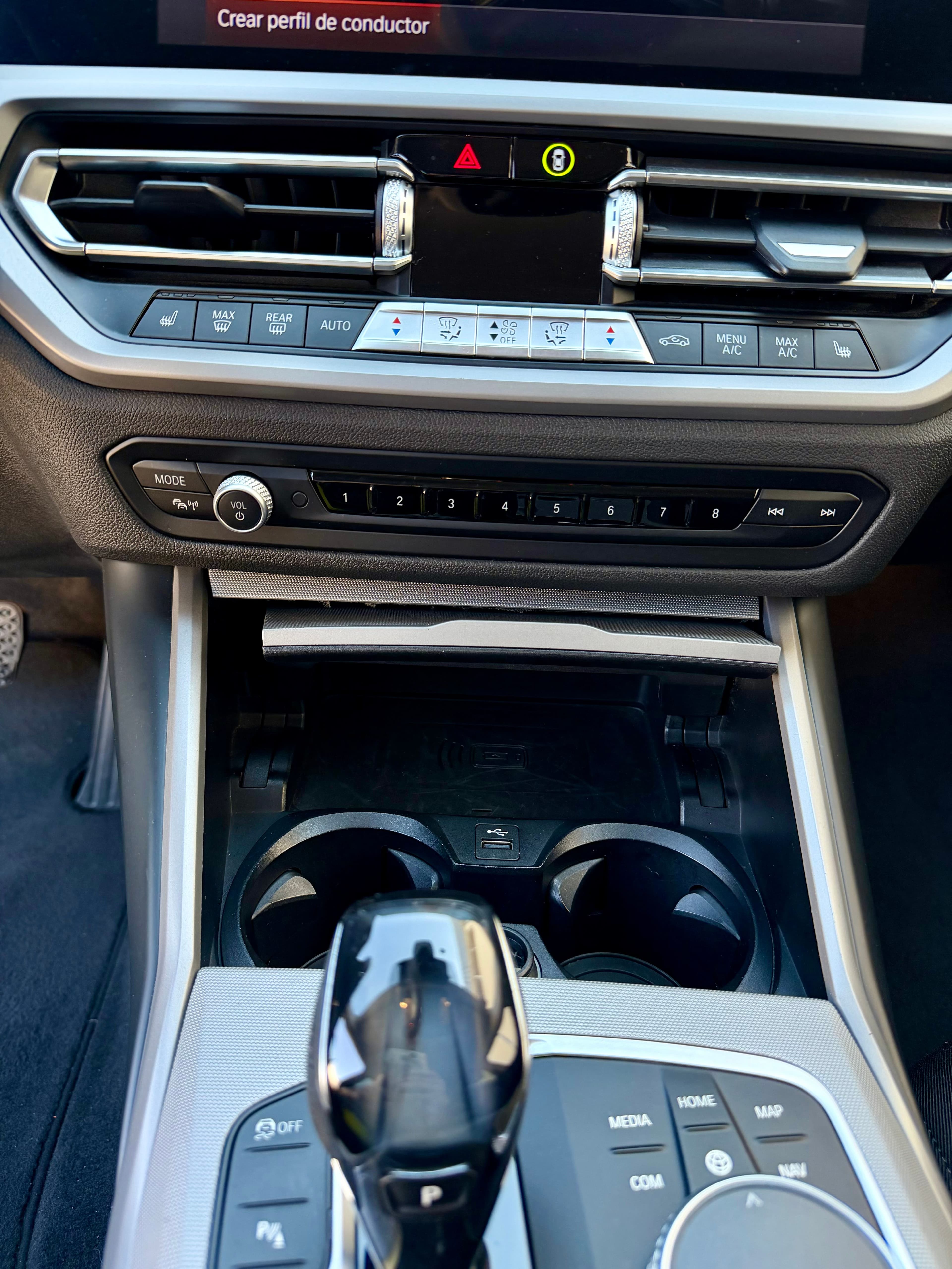 BMW 320d preview 12